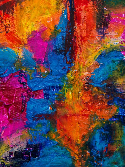 Lebendige, abstrakte Malerei mit bunten Pinselstrichen in Blau, Rot und Gelb.